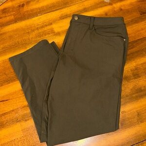 Lululemon Men’s ABC 5-pocket pants